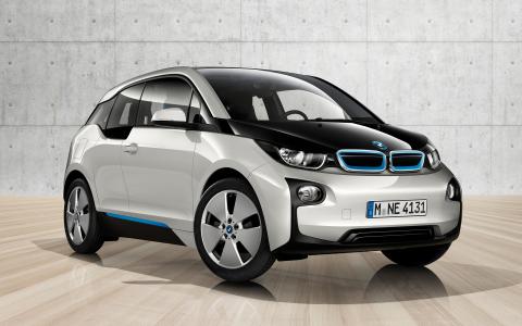 Bmw I3 Electric Hybrid Better Than Chevy Volt Mapawatt It S Not As Beautiful The Tesla Model But Also Doesn T Need A Supercharger Network To Prevent Range Anxiety New Bmw I3 Is An Electric Vehicle